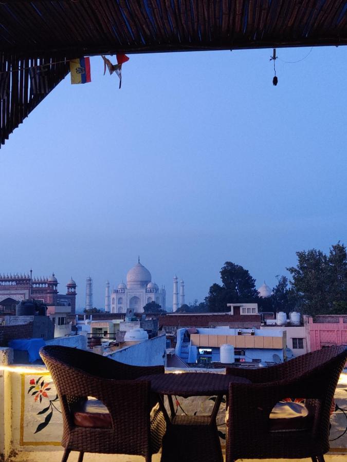 Joey'S Hostel Agra Exterior photo