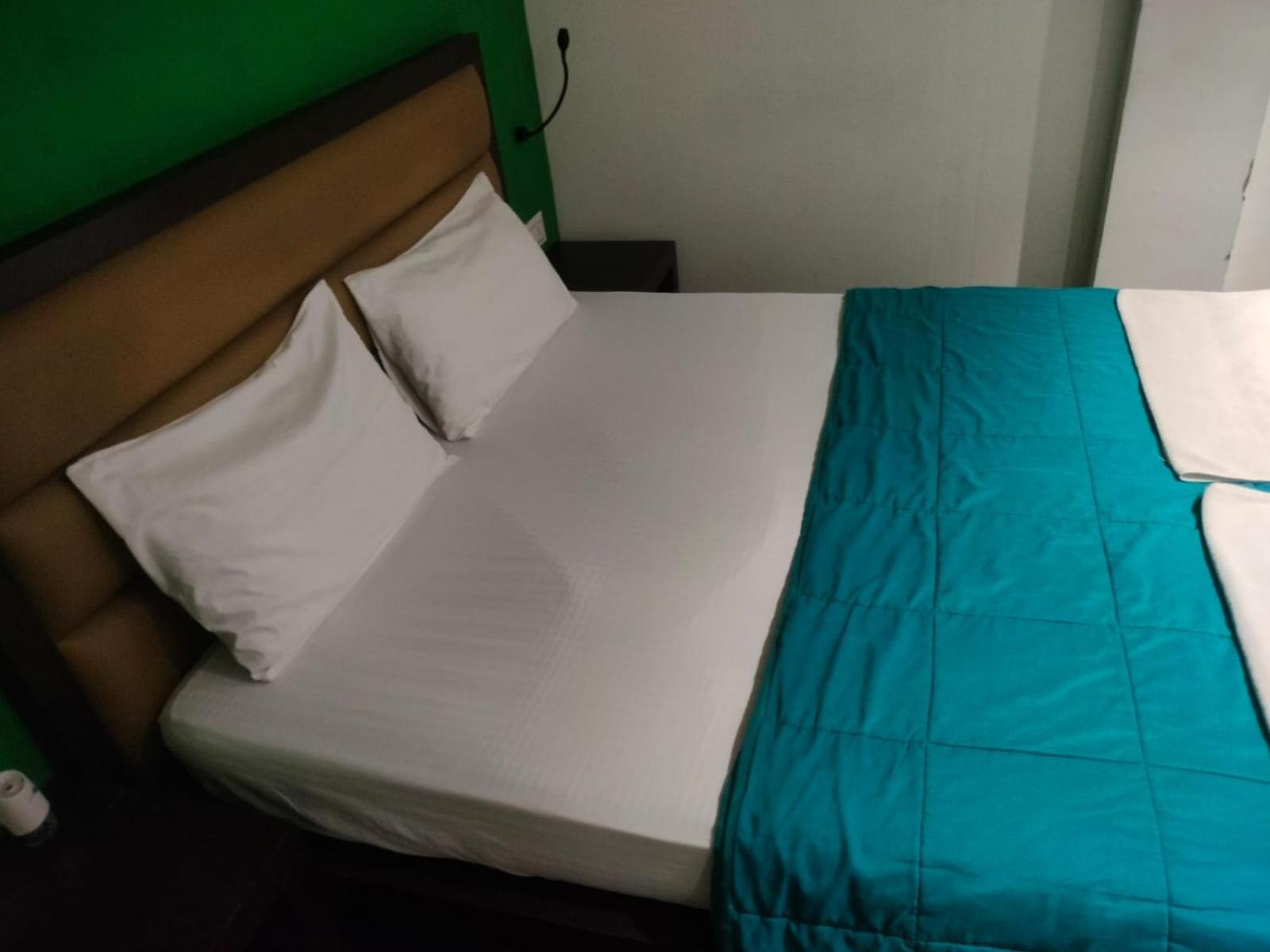 Joey'S Hostel Agra Exterior photo
